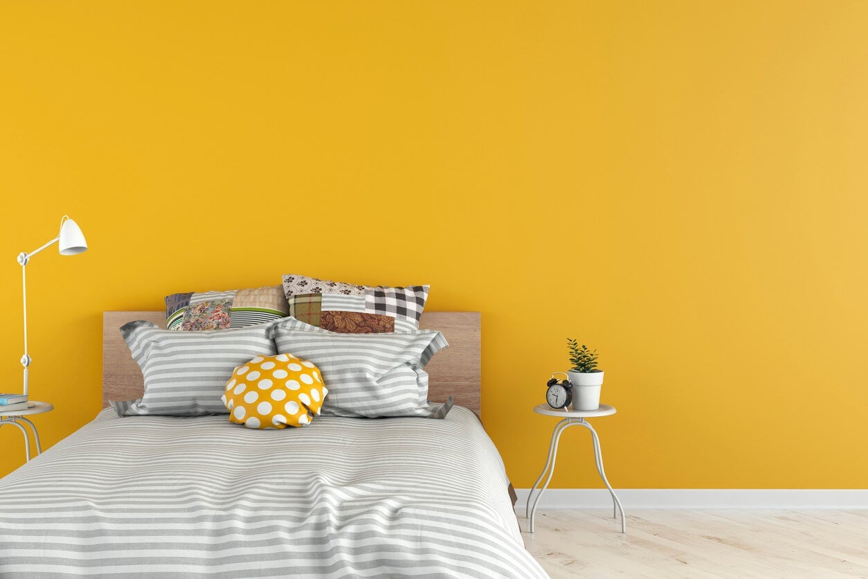 sunny yellow color room