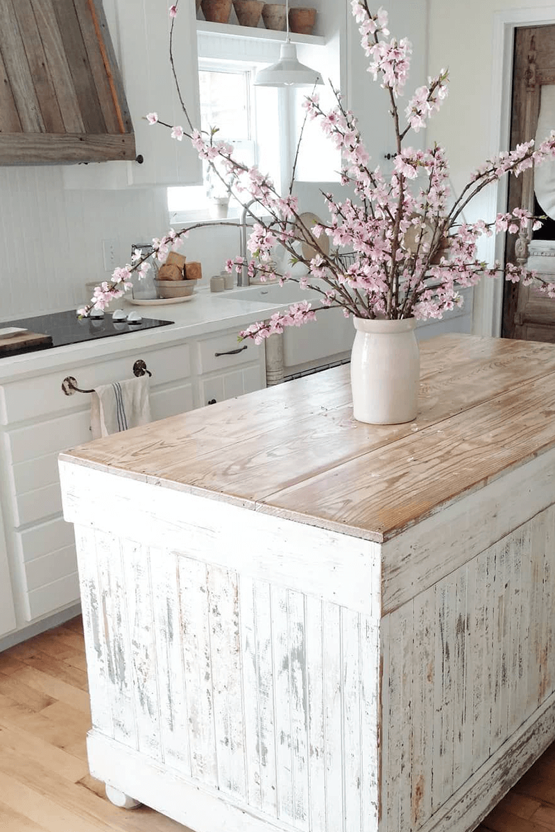 White Kitchen Island