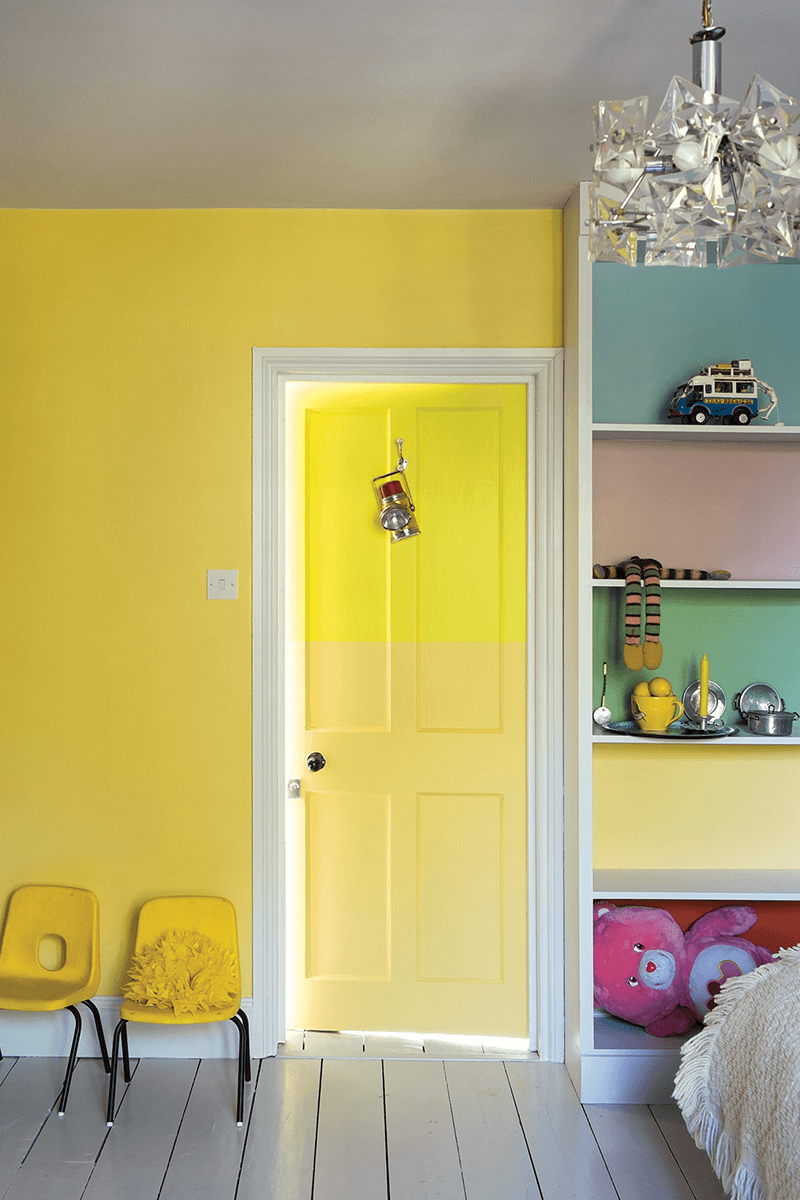 Monochromatic Yellow Room