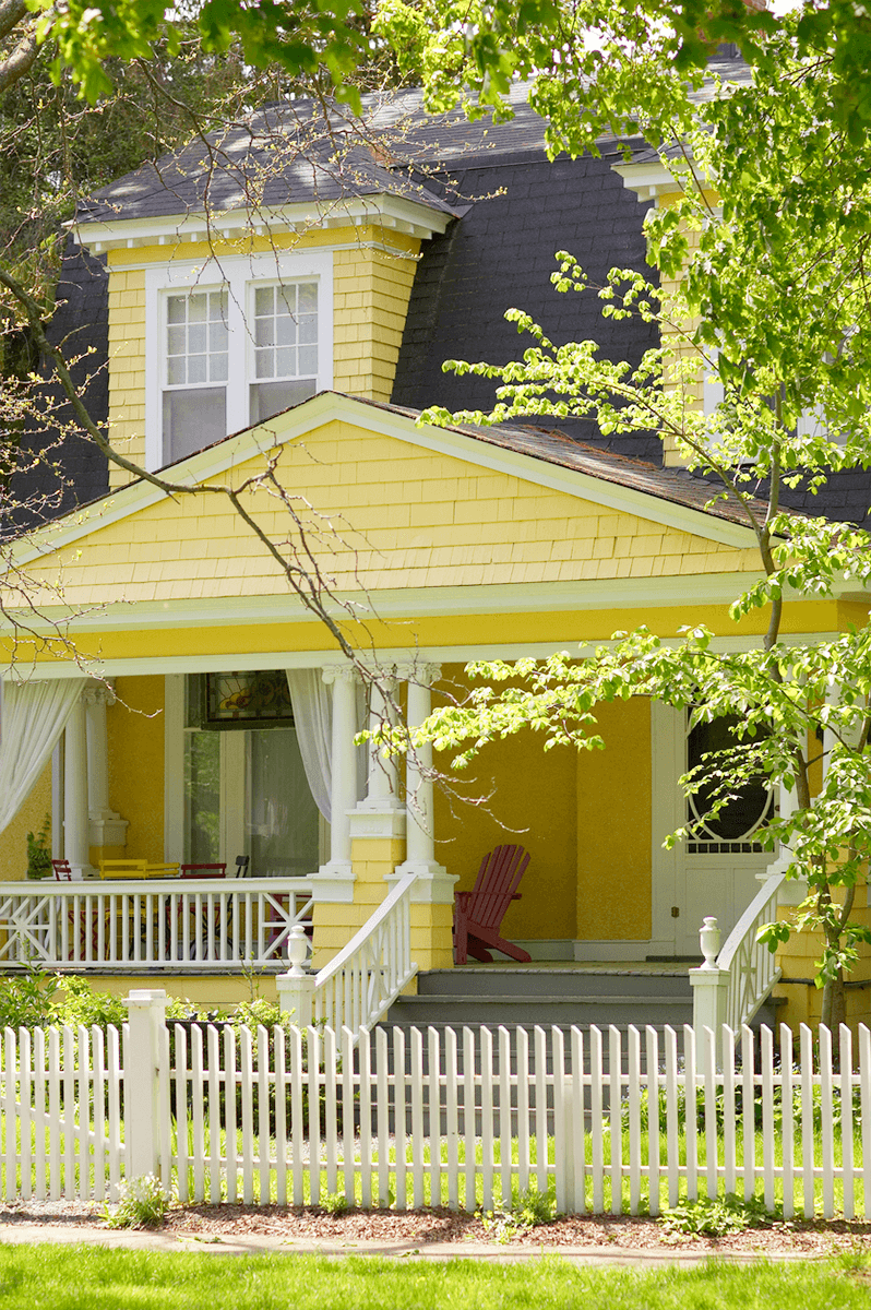 Traditional Style Soft Yellow Home 